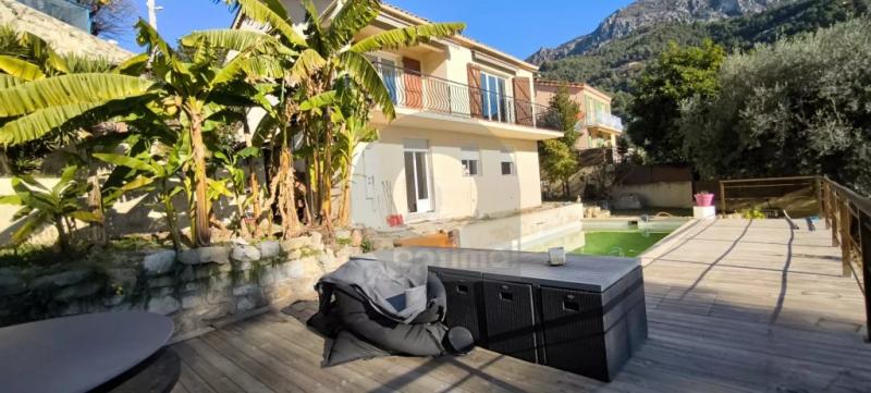 Maison Réf. : Z8412570 à Menton